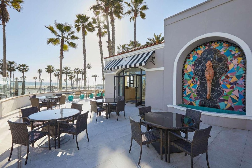 The Waterfront Beach Resort, A Hilton Hotel Image 34