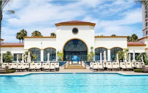 The Waterfront Beach Resort, A Hilton Hotel image 36