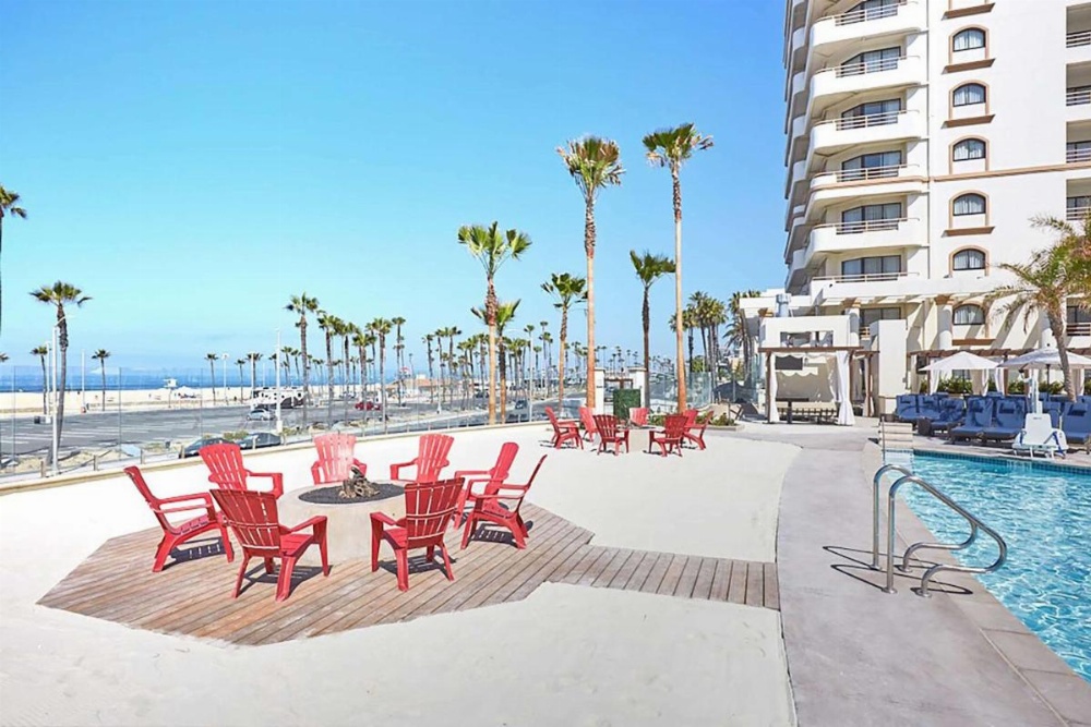 The Waterfront Beach Resort, A Hilton Hotel Image 39