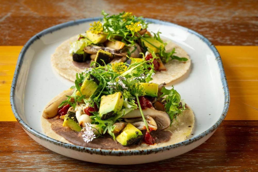 The Waterfront Beach Resort, A Hilton Hotel